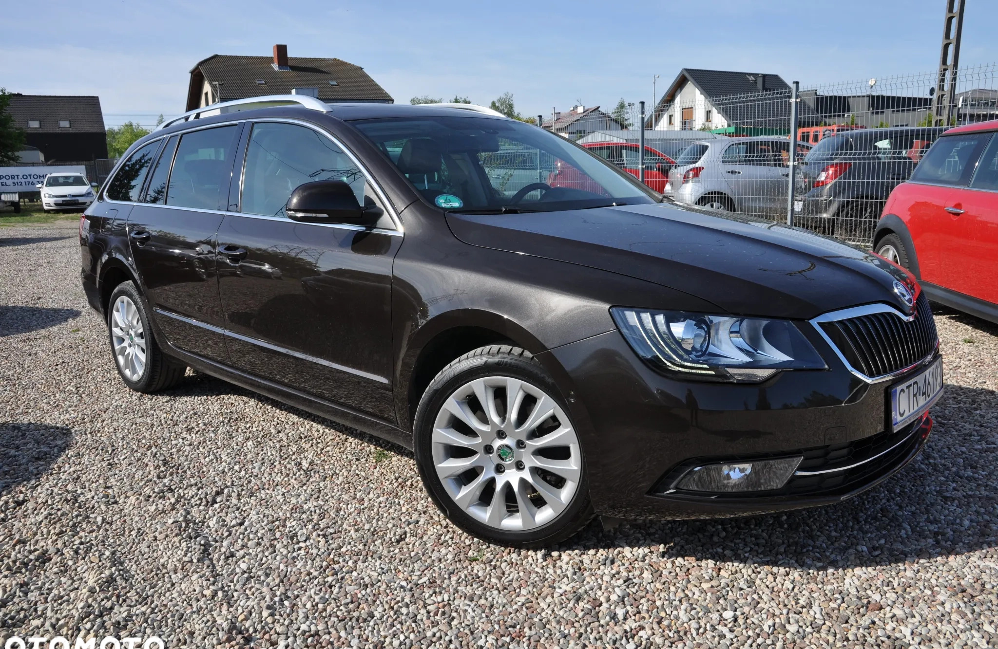 Skoda Superb cena 38900 przebieg: 190000, rok produkcji 2013 z Toruń małe 211